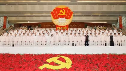 Ngày 24-1, thảo luận tại đoàn về tiêu chuẩn, cơ cấu Ban chấp hành trung ương khóa XII