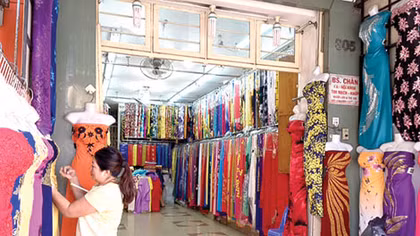 Tân Định, thức cả trăm năm…