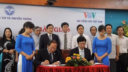 Chính thức bàn giao Đài VTC về VOV