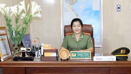 Người nữ trưởng phòng và câu chuyện về những mảnh ghép cuộc đời 