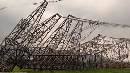 Phó Thủ tướng chỉ đạo điều tra nguyên nhân đổ cột điện đường dây 500kV 