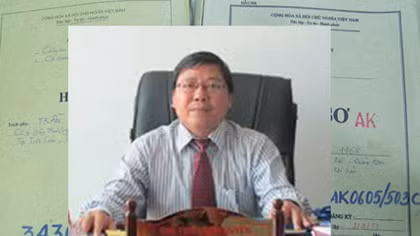 Khởi tố nguyên Chủ tịch, Phó Chủ tịch huyện cùng 8 cộng sự