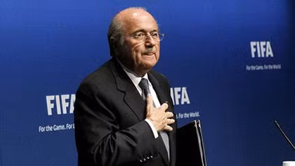 Vì sao Platini? Vì sao Blatter?