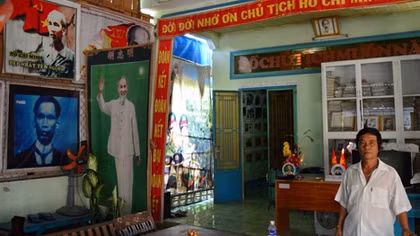 Thư viện về Bác Hồ của một nông dân ở Sóc Trăng