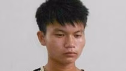 Đến đám tang cạy cốp xe máy trộm đồ