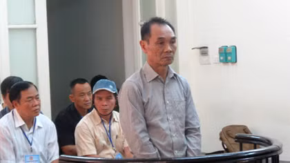 Lừa đảo bán cổ phiếu, Giám đốc lĩnh án 23 năm tù