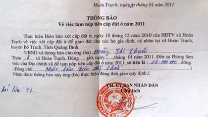 Cách chức Chủ tịch UBND xã, bắt tạm giam cán bộ địa chính xã Hoàn Trạch để điều tra