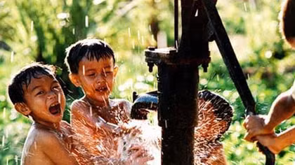 Tăng cường hỗ trợ cấp nước sạch và vệ sinh môi trường ở Việt Nam