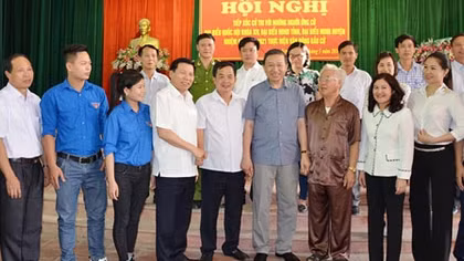 Đảm bảo quyền bầu cử cho các công nhân tạm trú