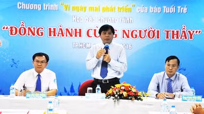 “Đồng hành cùng người thầy” hỗ trợ giáo viên có hoàn cảnh khó khăn