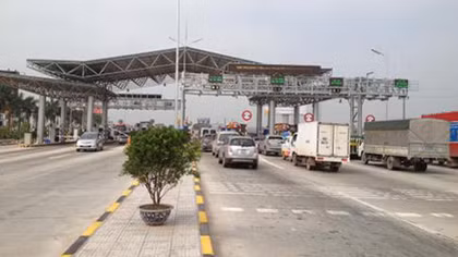 Chưa có đường gom, chưa thể thu phí