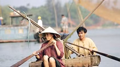 Khi văn nghệ mở đường cho du lịch 