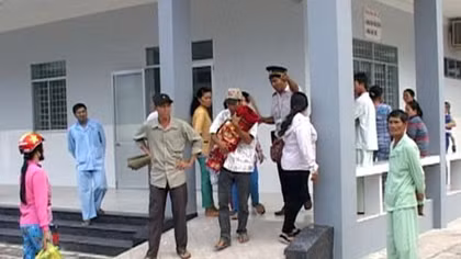 Bé trai tử vong ở nhà trẻ "chui"