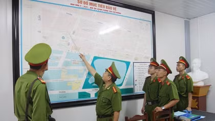 Lặng thầm những bước chân tuần tra