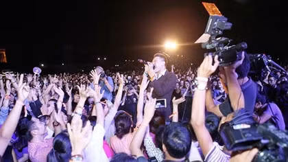 Tan chảy trong Lễ hội âm nhạc quốc tế gió mùa 2015