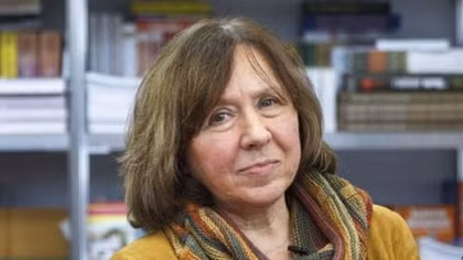 Nhà văn Belarus đoạt giải Nobel Văn học