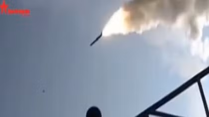 Ngắm tên lửa hành trình BrahMos nhanh nhất thế giới của Ấn Độ phóng từ tàu khu trục