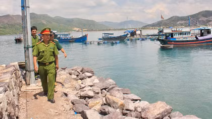 Vẫn cảnh giác dù bão Hagupit suy yếu thành áp thấp nhiệt đới
