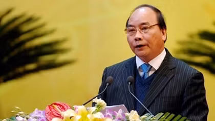 Giới thiệu đồng chí Nguyễn Xuân Phúc làm Thủ tướng