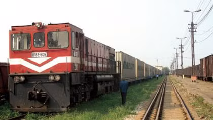 Kiểm tra Tổng Công ty đường sắt vụ mua tàu Trung Quốc đã sử dụng 20 năm