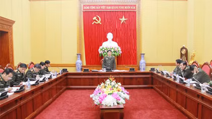 Thứ trưởng Bùi Văn Thành làm việc về chủ trương xây dựng cụm trường CAND