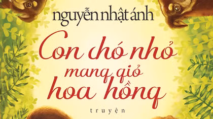 Nhà văn Nguyễn Nhật ánh ký tặng sách mới xuất bản tại Hà Nội