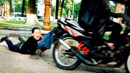 3 sinh viên “rủ nhau” đi cướp tài sản trên bãi biển Tuy Hòa