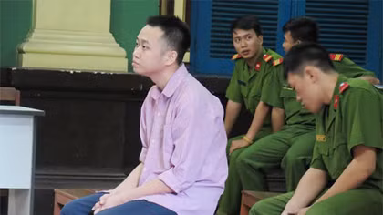 Đâm chết người yêu trong cơn ghen 