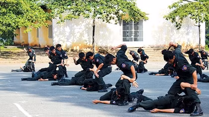 Màu áo xanh rêu trên quê hương Đông Nam Bộ 