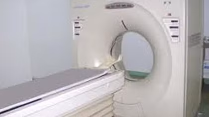 Nhiều thiết bị chụp X-quang tại phòng khám nha khoa không phép
