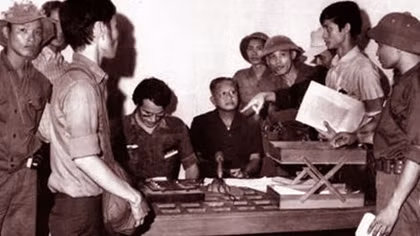 Người góp mặt trong thời khắc lịch sử tại Dinh Độc Lập