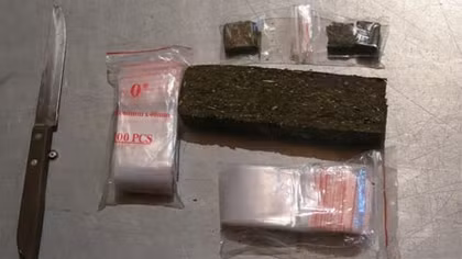 Vác dao đi buôn tài mà, gặp 141