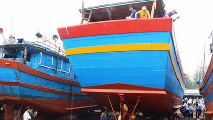 Đóng tàu cá vỏ gỗ trị giá 7 tỷ đồng theo Nghị định 67