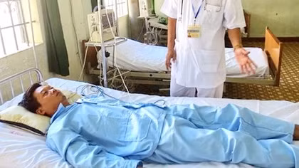 Đưa bệnh nhân cấp cứu từ Trường Sa vào đất liền bằng thủy phi cơ