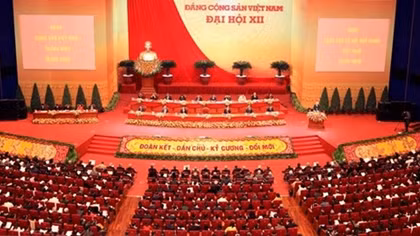 Đại hội thông qua danh sách ứng cử, đề cử và trường hợp xin rút 