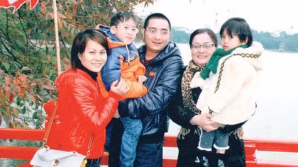 Cây bút khiếm thị Nguyễn Việt Anh: Thức cùng bóng tối…