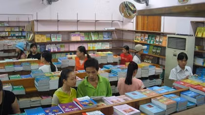 Sách giáo khoa ngoại ngữ còn thiếu vắng “bản sắc Việt Nam”