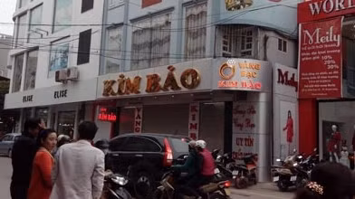 Trộm khoắng sạch tiệm vàng