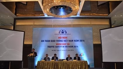 Chủ đề đưa ứng dụng công nghệ vào trong công tác bảo đảm trật tự ATGT được bàn thảo nhiều