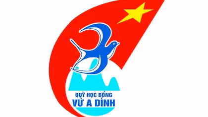 Trao học bổng cho học sinh dân tộc