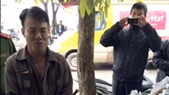 Xẻ thịt 13 con tê tê chuẩn bị bán sang Trung Quốc