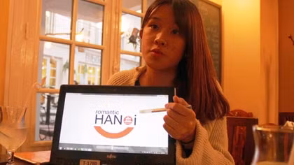 Cô gái Hàn Quốc và dự án cải thiện giao thông Hà Nội