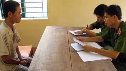 Án mạng từ việc nửa đêm gọi bạn dậy ăn mì tôm