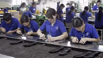 Thúc đẩy tăng trưởng, tháo gỡ khó khăn cho các lĩnh vực sản xuất