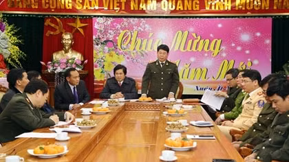 Thứ trưởng Bùi Văn Nam làm việc với Huyện ủy, Công an huyện Đông Anh, Hà Nội