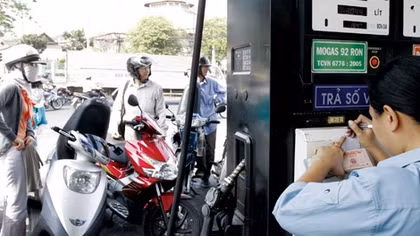 Thuế bảo vệ môi trường không phải nguyên nhân làm tăng giá xăng