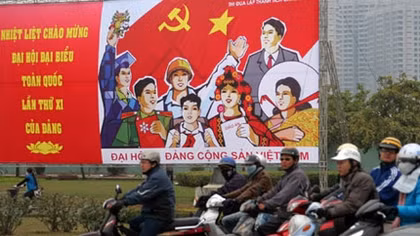 Không thể 'bẻ lái' quan điểm 'vừa hợp tác, vừa đấu tranh'