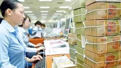 Gỡ khó cho tín dụng tiêu dùng