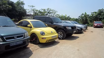 Bóc gỡ “liên minh ma quỷ” trong đường dây hợp pháp hóa “siêu xe” gian bạc tỷ