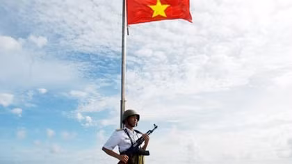 Học chủ quyền lãnh thổ từ trang sách phổ thông